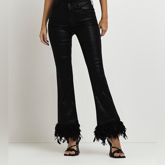 River Island Black Coated Mid Rise Feather Flared Jeans - Picture 1 of 4